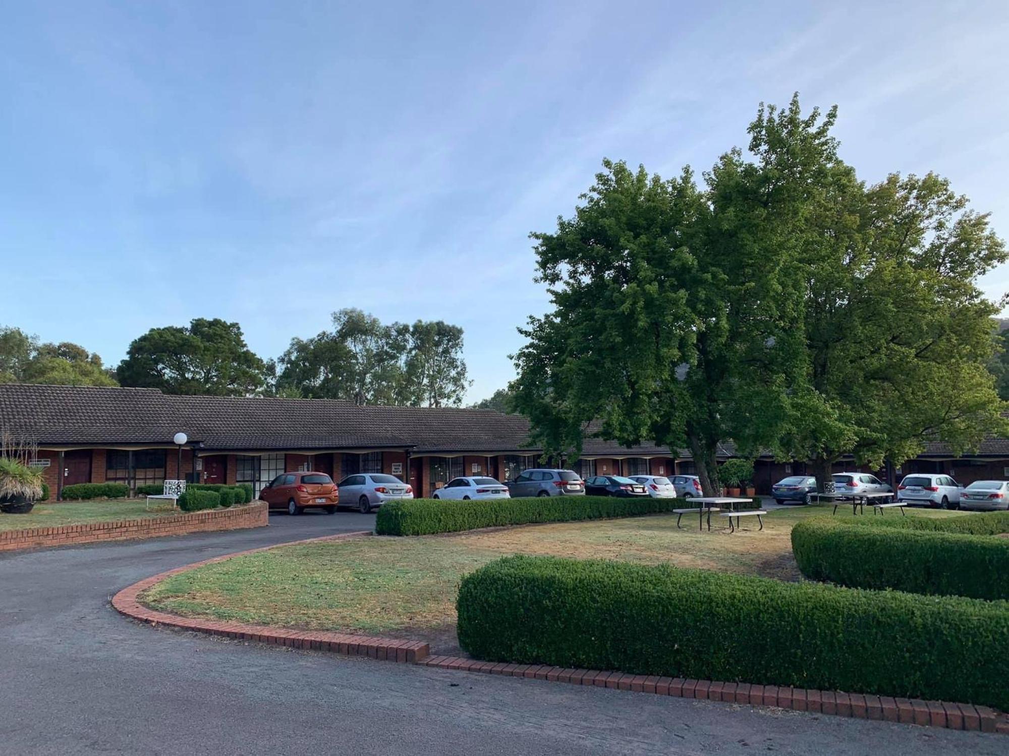Golden Chain Country Plaza Motel Halls Gap Exterior foto