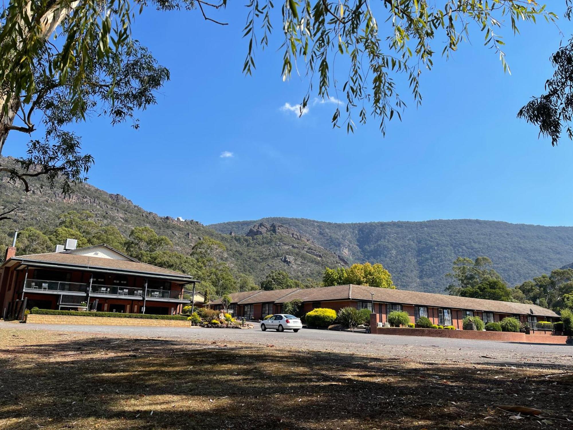 Golden Chain Country Plaza Motel Halls Gap Exterior foto