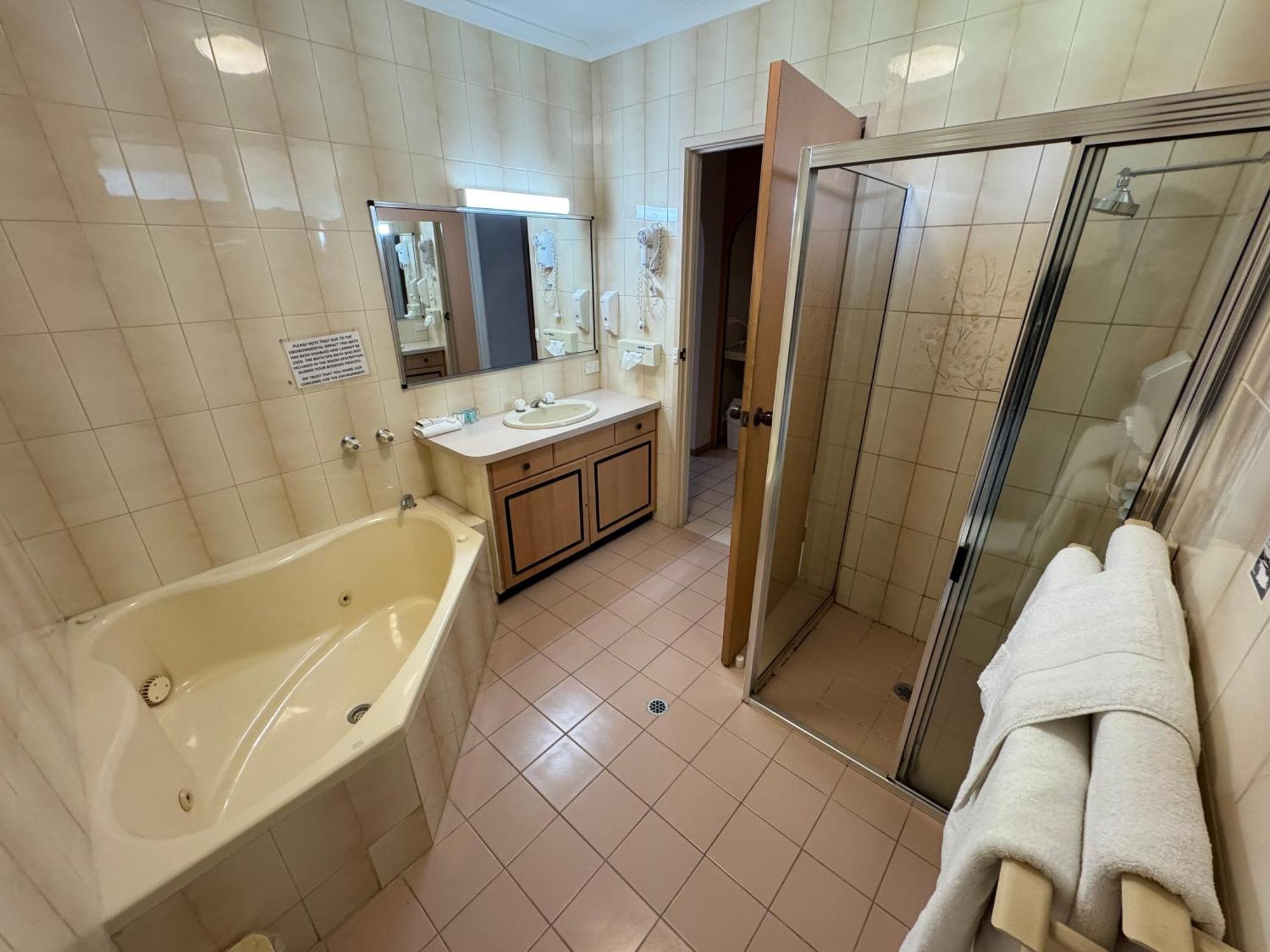 Golden Chain Country Plaza Motel Halls Gap Exterior foto